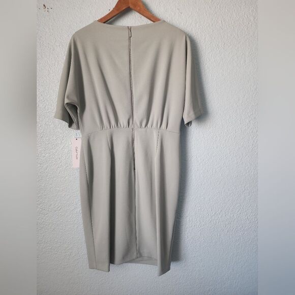 Calvin Klein Moss Light Green Midi Dress with Timeless Elegance New With Tags - Picture 5 of 12